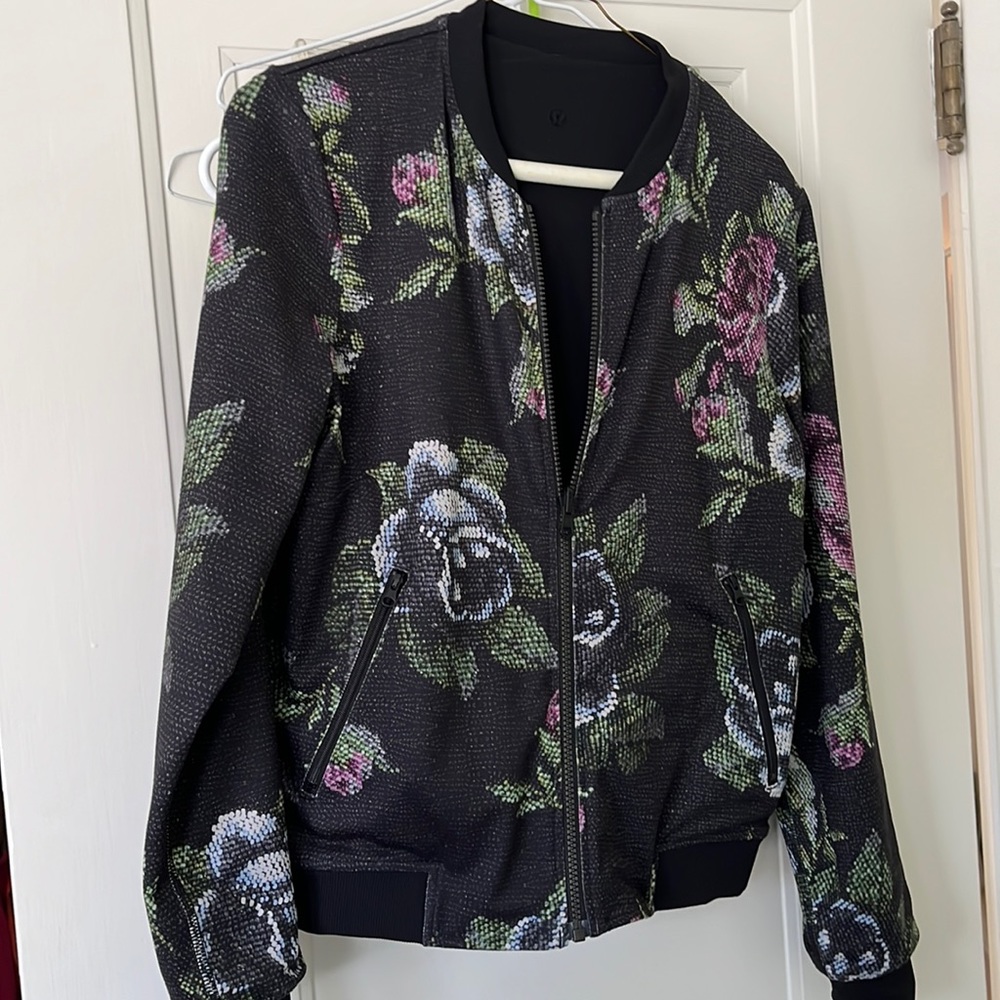 Lululemon reversible bomber jacket